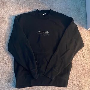 Black Abercrombie and Fitch sweatshirt